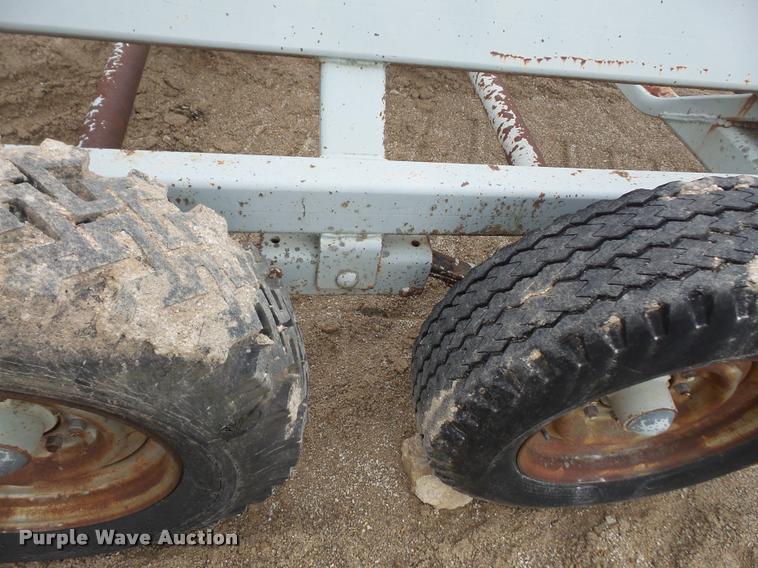 image for item DB2909 DewEze round bale mover