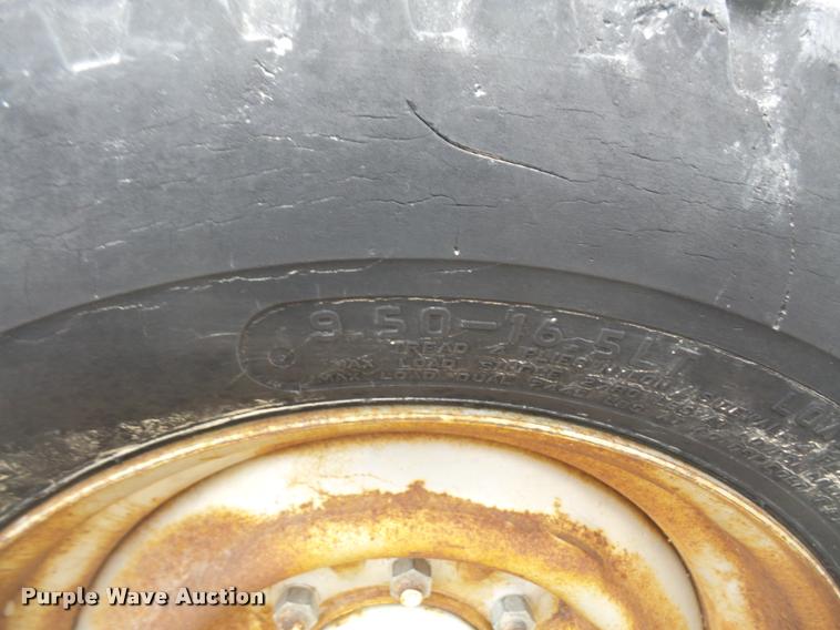 image for item DB2909 DewEze round bale mover