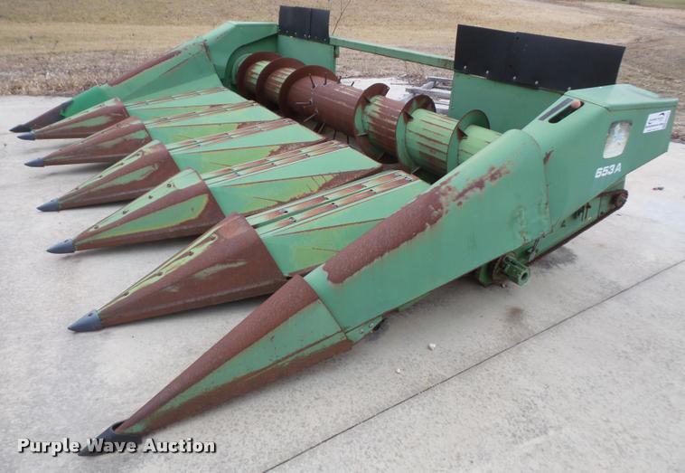 image for item DB2914 John Deere 653A row crop head