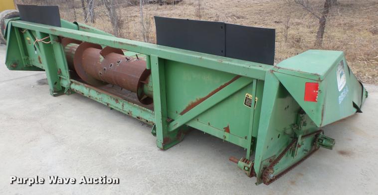 image for item DB2914 John Deere 653A row crop head