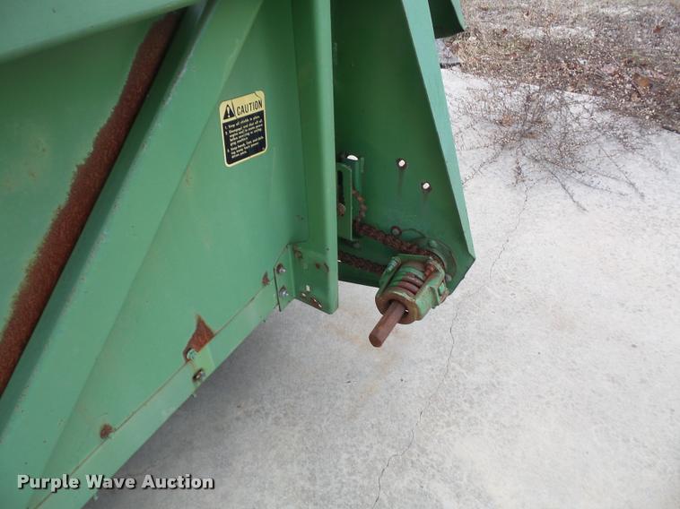 image for item DB2914 John Deere 653A row crop head