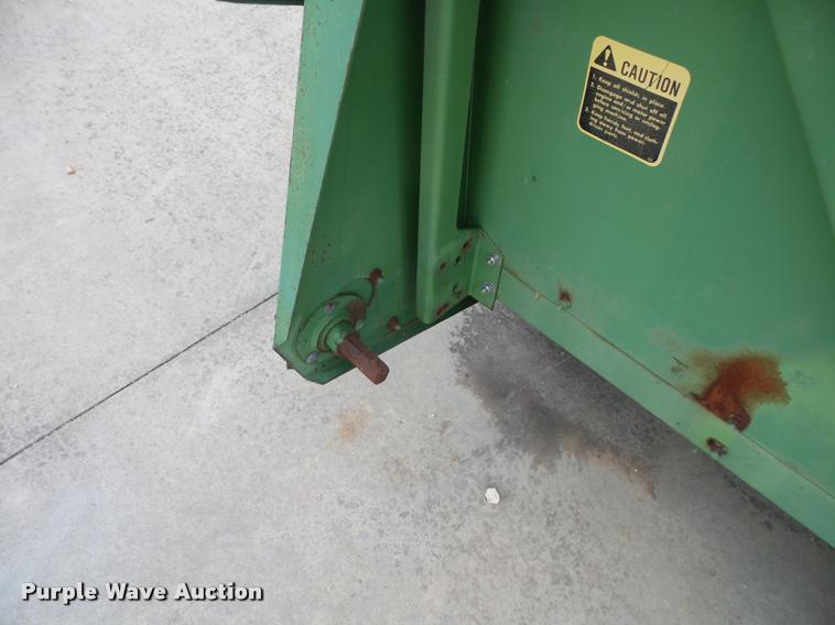 image for item DB2914 John Deere 653A row crop head