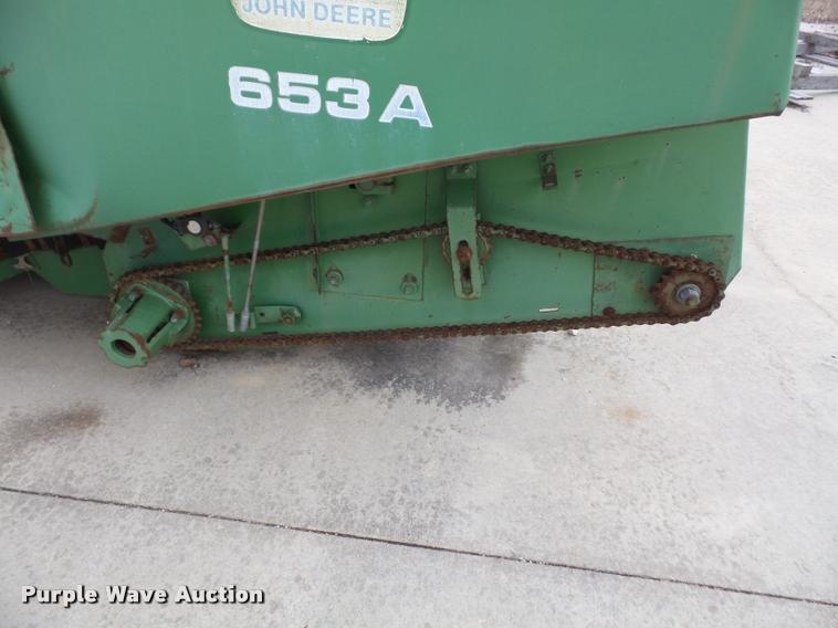 image for item DB2914 John Deere 653A row crop head