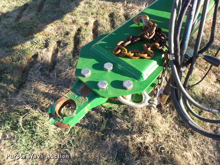 image for item DB4674 2015 John Deere 2410 chisel plow