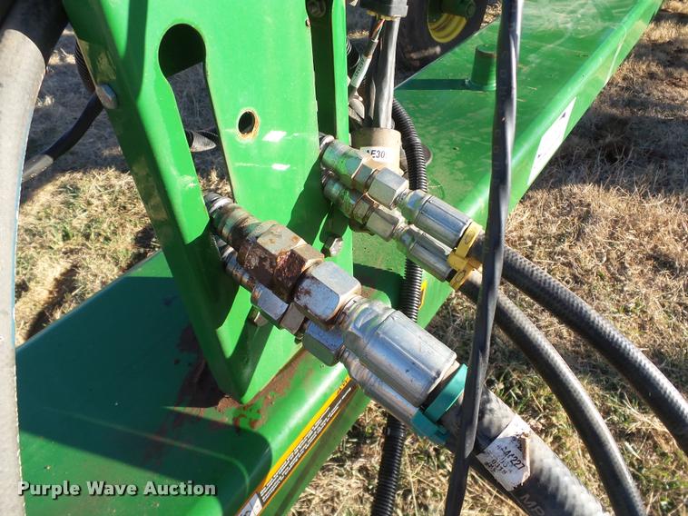 image for item DB4674 2015 John Deere 2410 chisel plow