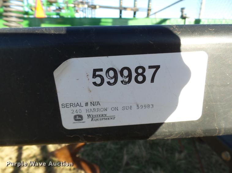 image for item DB4674 2015 John Deere 2410 chisel plow