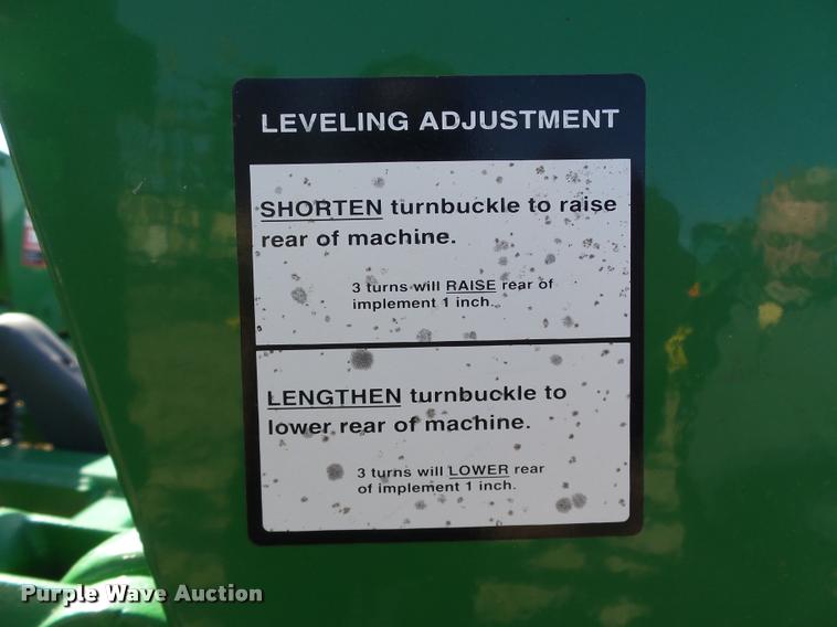 image for item DB4675 2012 John Deere 2410 chisel plow