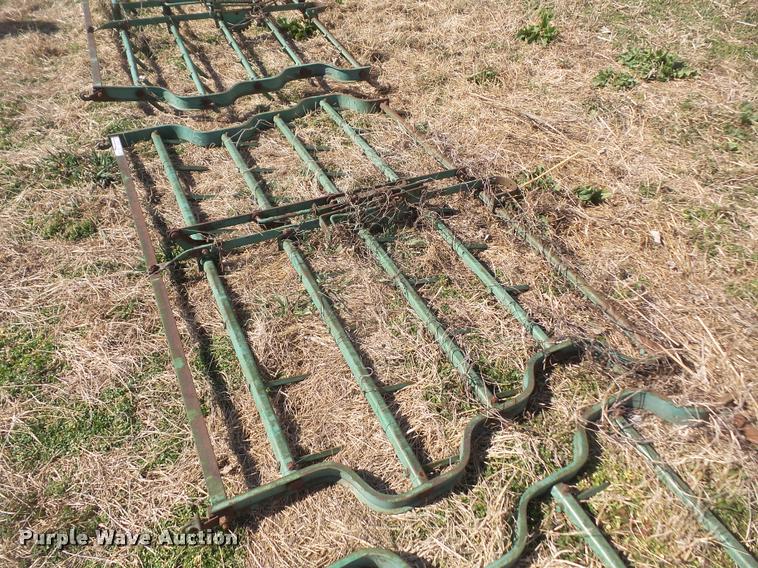 image for item DC9142 John Deere drag harrow