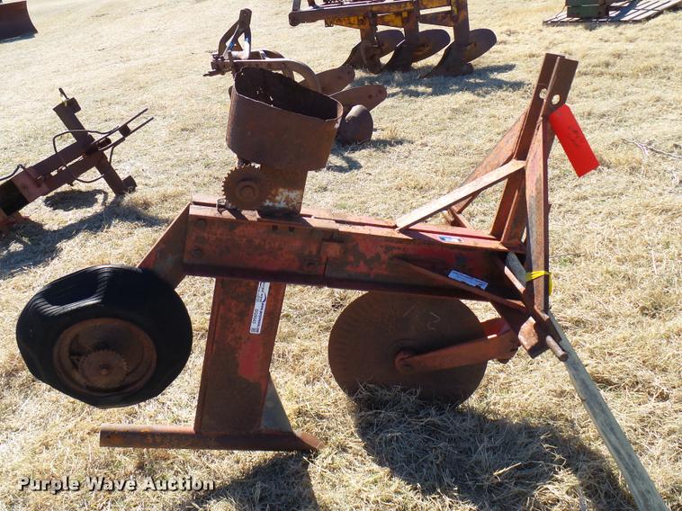image for item DG9543 Gopher plow