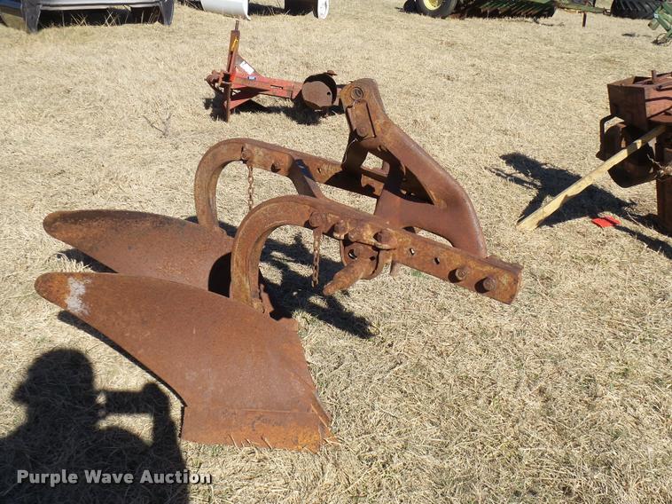 Dearborn 10 plow in Guthrie, OK Item DG9545 sold Purple Wave