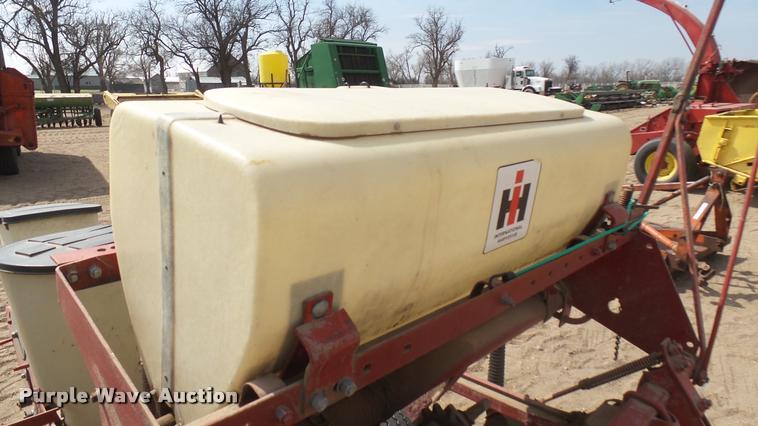 image for item DQ9802 International 56 planter