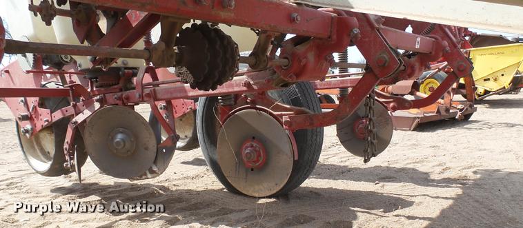 image for item DQ9802 International 56 planter