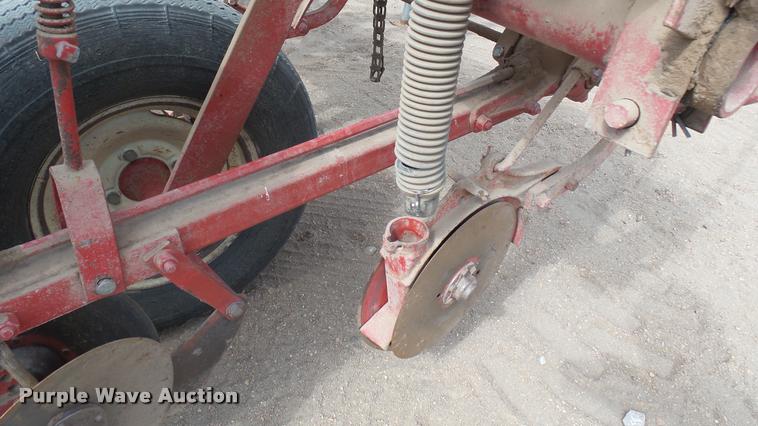 image for item DQ9802 International 56 planter