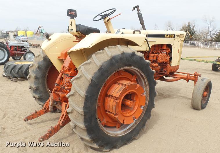 image for item DQ9807 Case 730 tractor