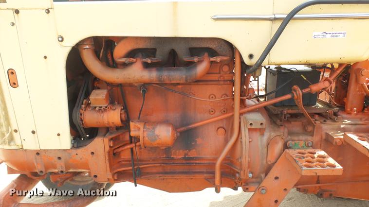 image for item DQ9807 Case 730 tractor