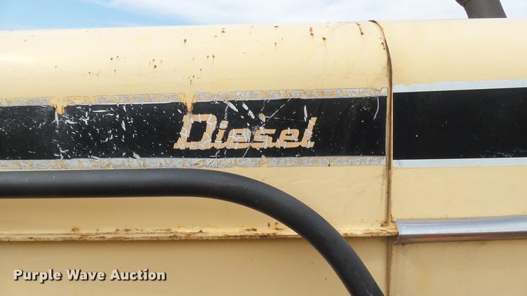 image for item DQ9807 Case 730 tractor