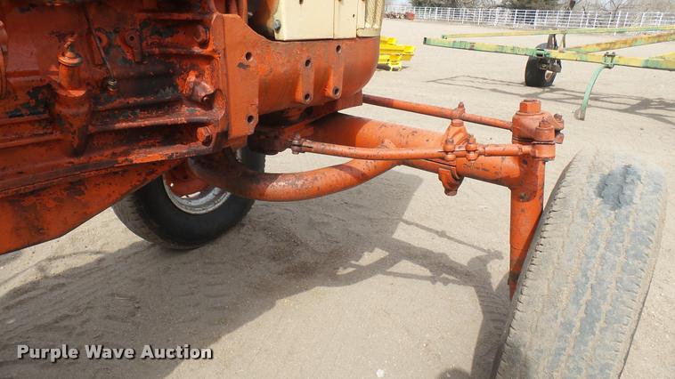 image for item DQ9807 Case 730 tractor