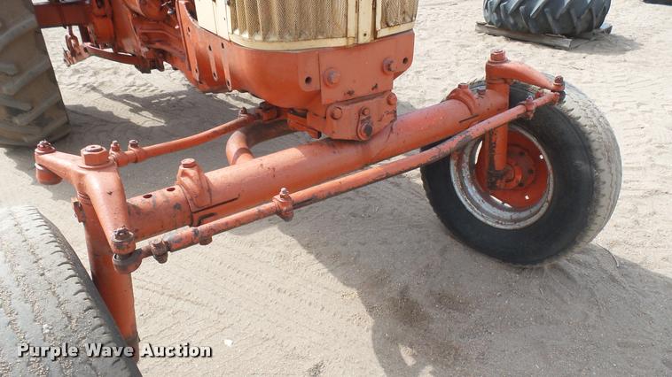 image for item DQ9807 Case 730 tractor