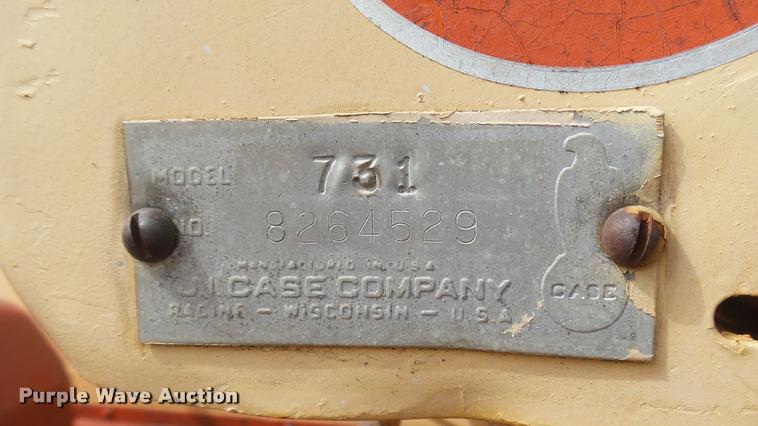 image for item DQ9807 Case 730 tractor