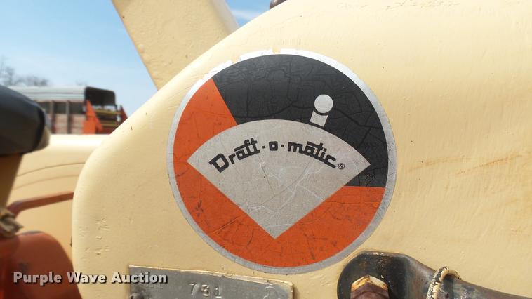 image for item DQ9807 Case 730 tractor