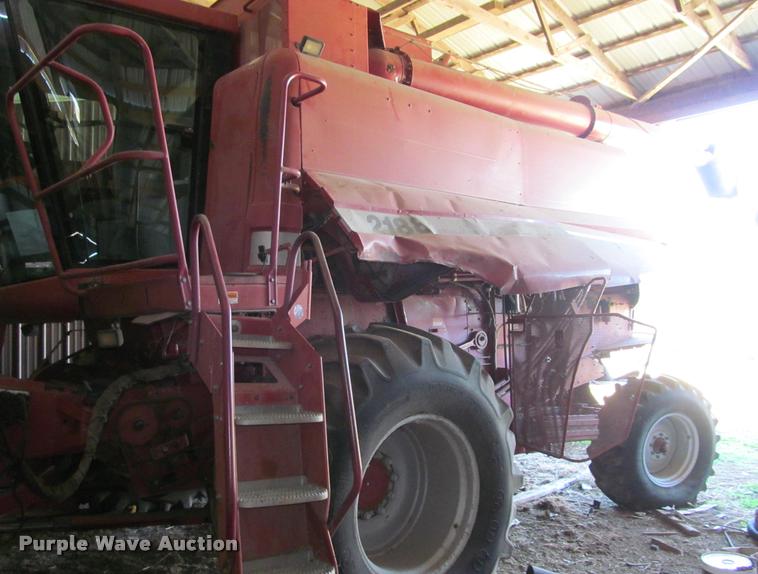 image for item DT9648 Case IH 2188 combine
