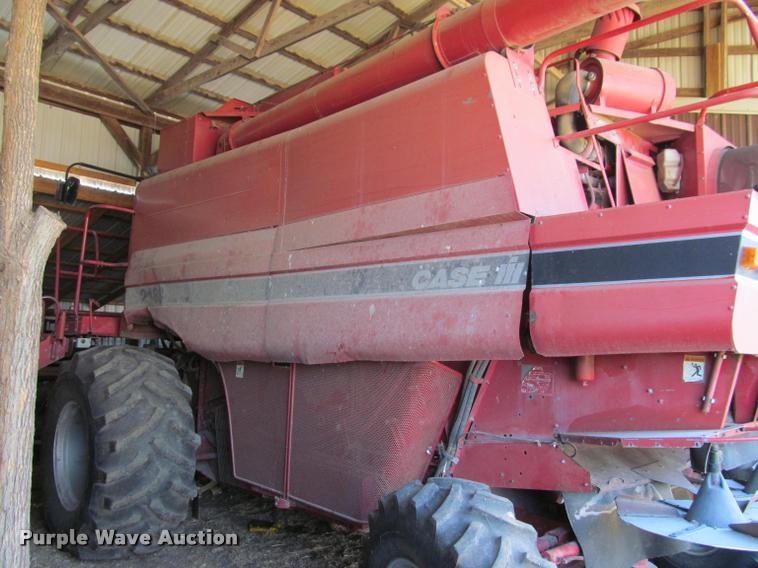 image for item DT9648 Case IH 2188 combine