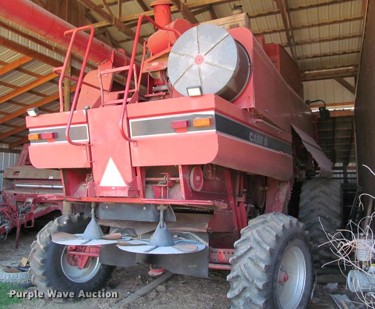 image for item DT9648 Case IH 2188 combine