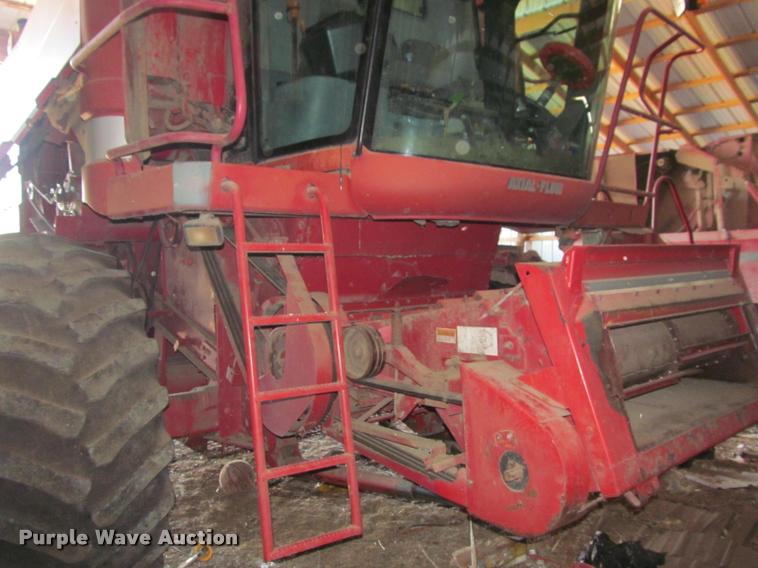 image for item DT9648 Case IH 2188 combine