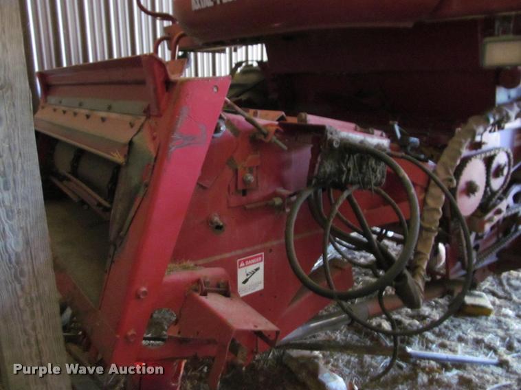image for item DT9648 Case IH 2188 combine