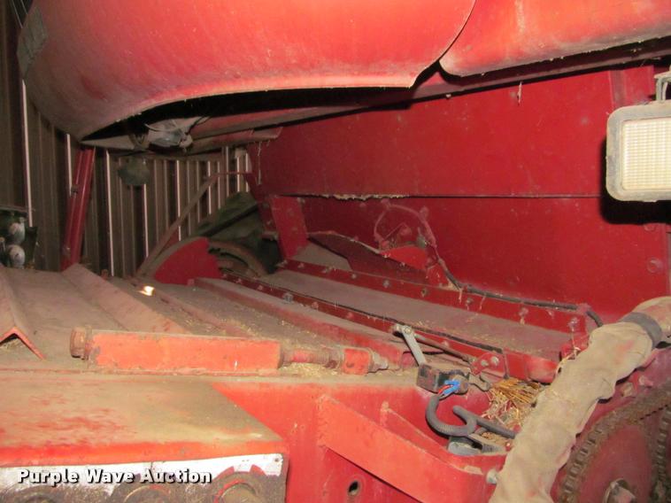 image for item DT9648 Case IH 2188 combine