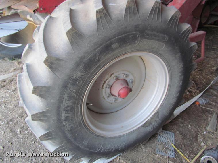 image for item DT9648 Case IH 2188 combine