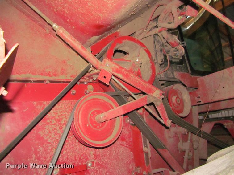 image for item DT9648 Case IH 2188 combine