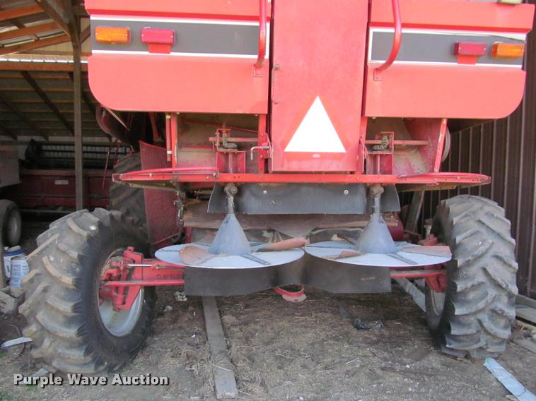 image for item DT9648 Case IH 2188 combine