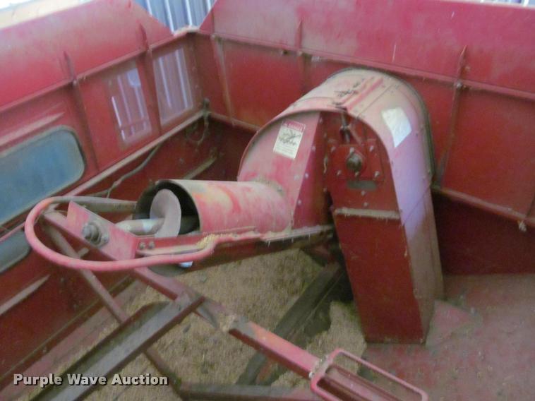 image for item DT9648 Case IH 2188 combine