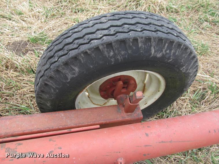 image for item DT9655 Donahue implement trailer