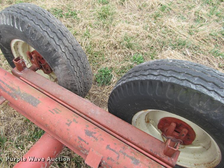 image for item DT9655 Donahue implement trailer