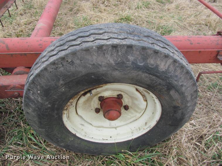 image for item DT9655 Donahue implement trailer