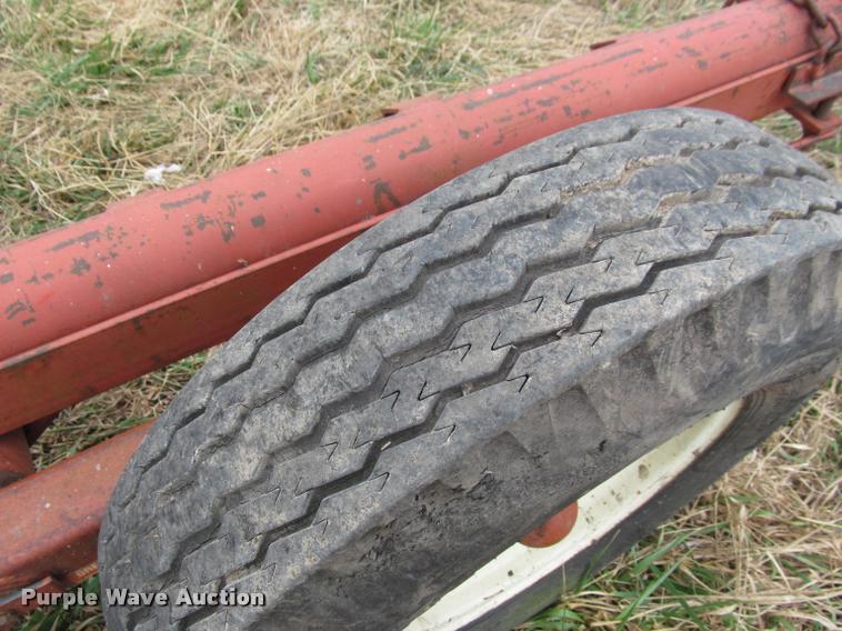 image for item DT9655 Donahue implement trailer