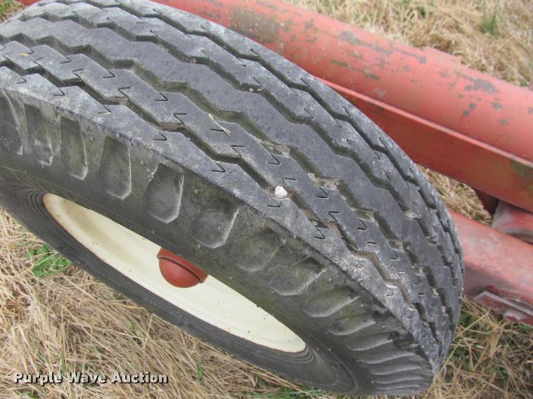 image for item DT9655 Donahue implement trailer