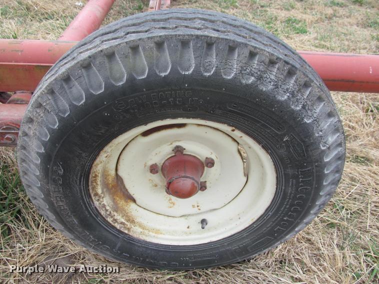 image for item DT9655 Donahue implement trailer