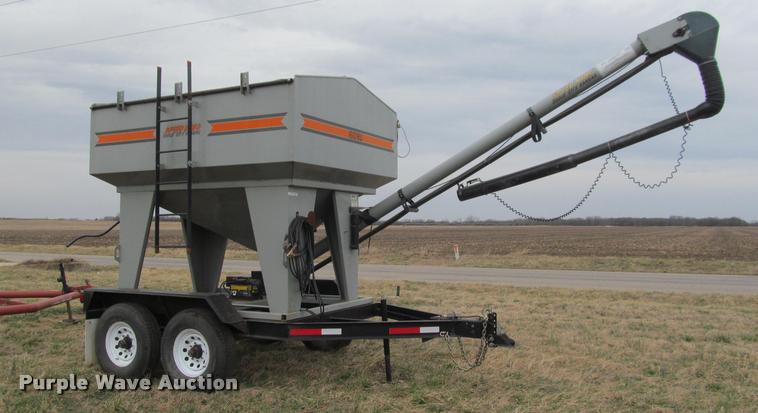 image for item DT9656 2004 CrustBuster 160ST seed tender