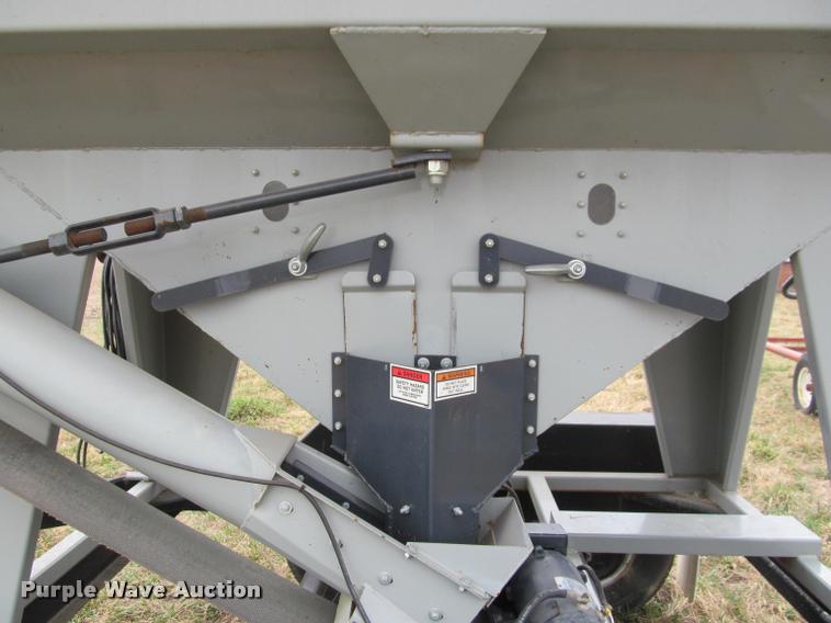 image for item DT9656 2004 CrustBuster 160ST seed tender