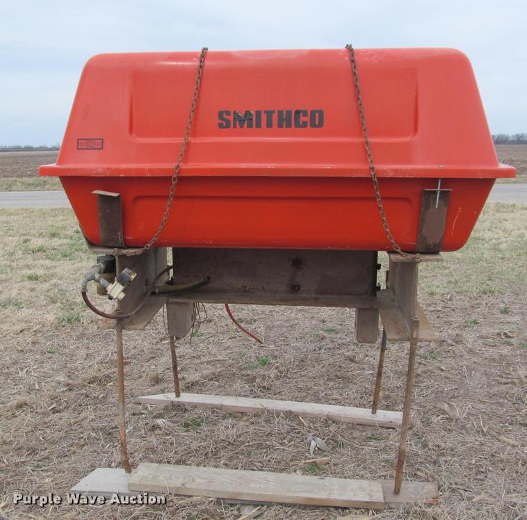 image for item DT9658 Smithco fertilizer tank