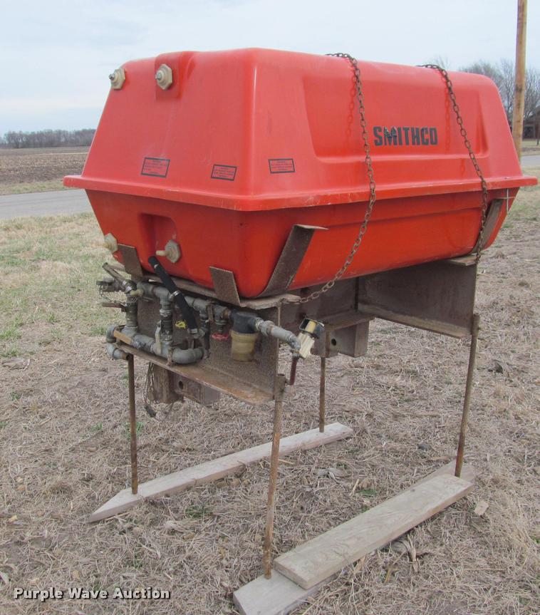 image for item DT9658 Smithco fertilizer tank