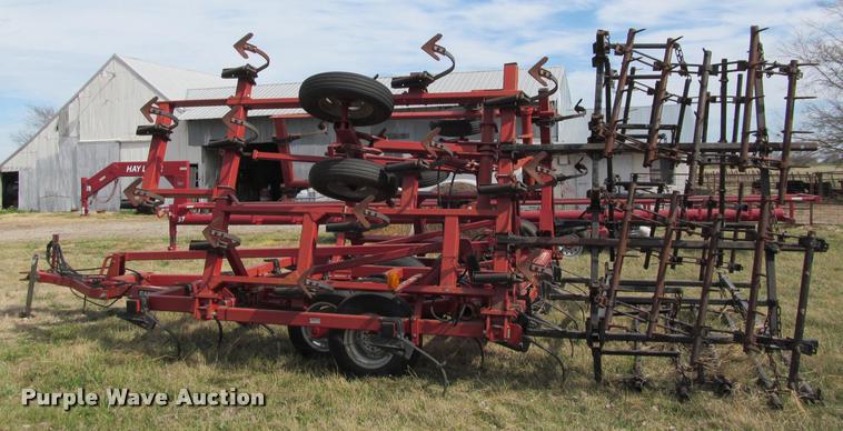 image for item DT9681 Case IH 4300 field cultivator