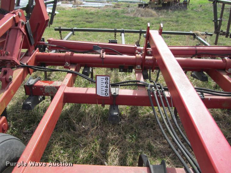 image for item DT9681 Case IH 4300 field cultivator