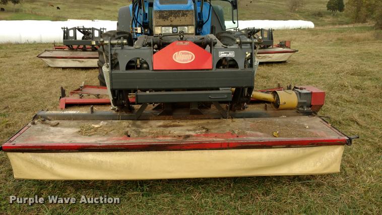 image for item F1461 2007 Vicon triple butterfly disc mowers with frail conditioners