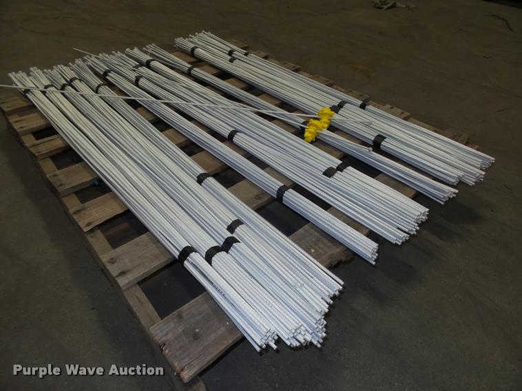 image for item F1576 Approximately 350 50"L hi-carbon spring steel electric fence posts