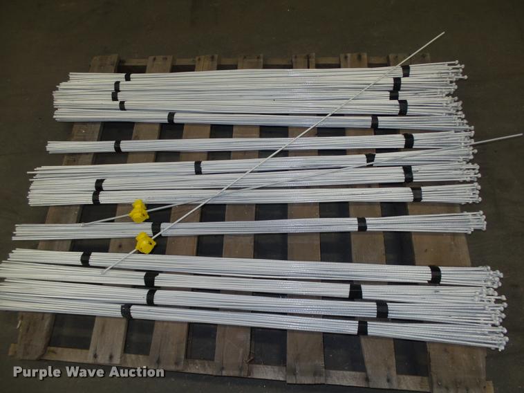 image for item F1576 Approximately 350 50"L hi-carbon spring steel electric fence posts