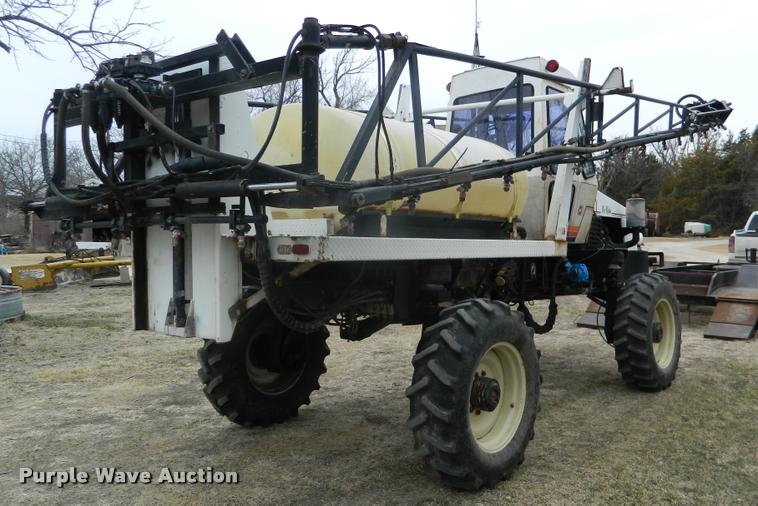 image for item K2702 1991 Wilmar self-propelled sprayer